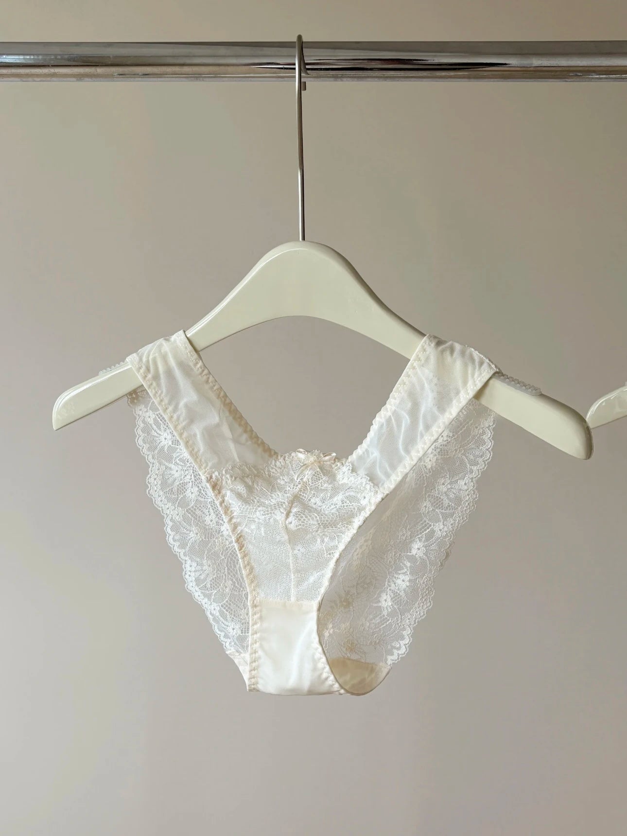 French Style Minimizer Bra