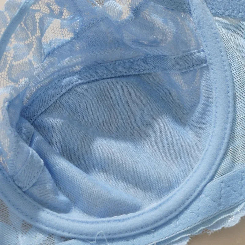 Plus Size Lace Deep-V Push-Up Bralette