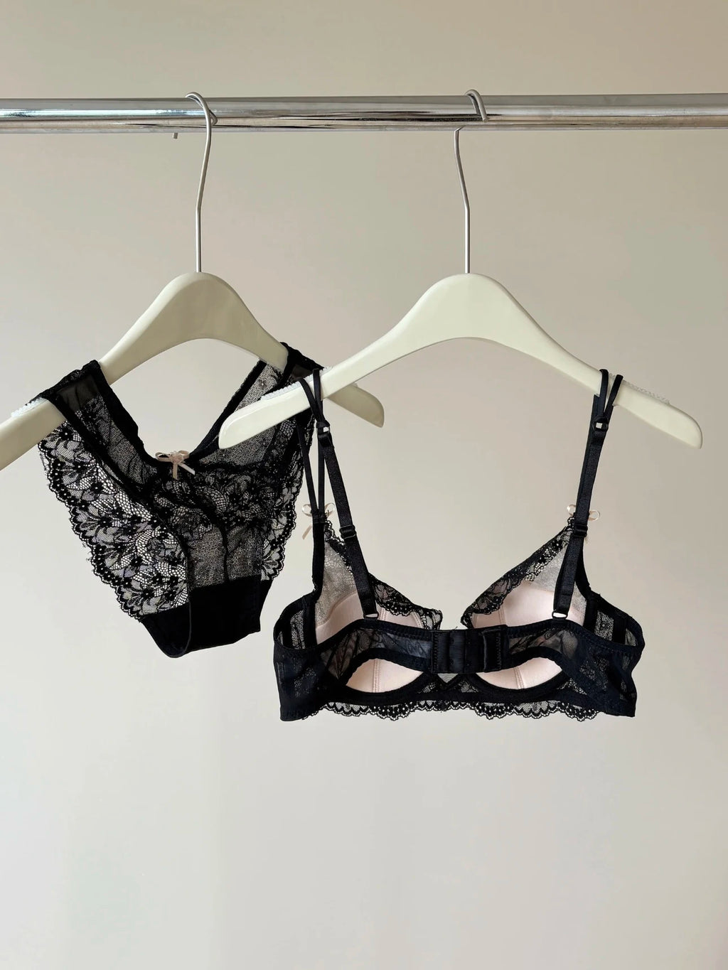 French Style Minimizer Bra
