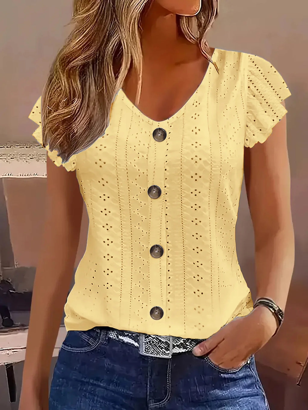 Ssleeve V-neck T-shirt