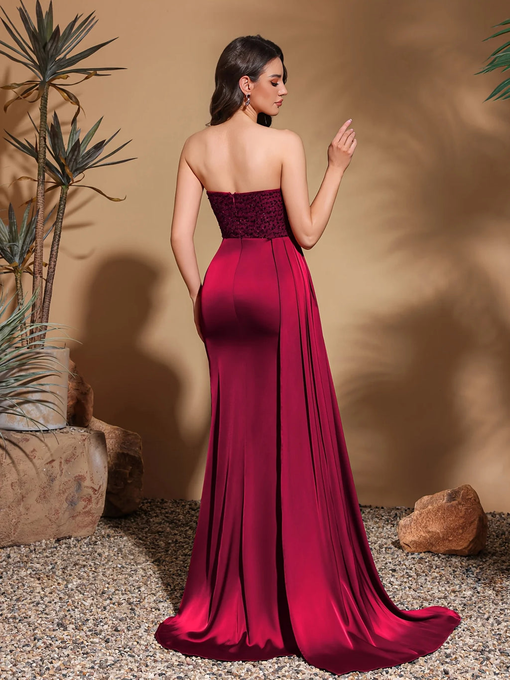 strapless dress
